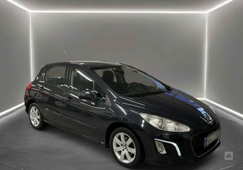 Peugeot 308, 2011