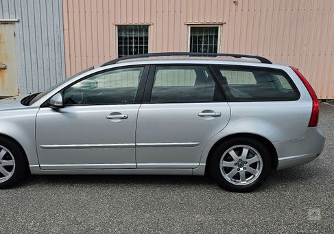 Volvo V50, 2011