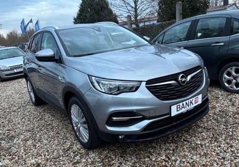 Opel Grandland X, 2018 3