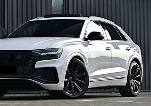 Audi Q8, 2022 2
