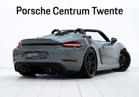 Porsche 718, 2024