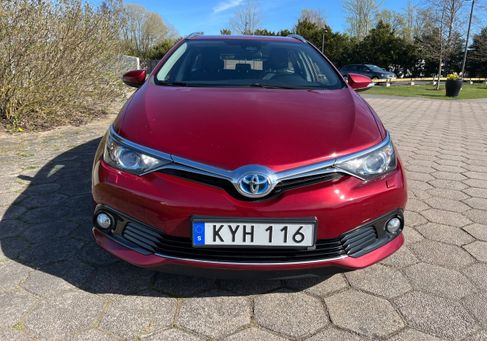Toyota Auris Touring Sports, 2017