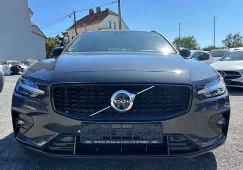 Volvo V60, 2022
