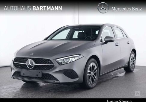 Mercedes-Benz A 250, 2023