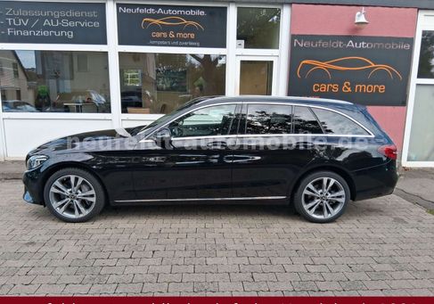 Mercedes-Benz C 300, 2021 3