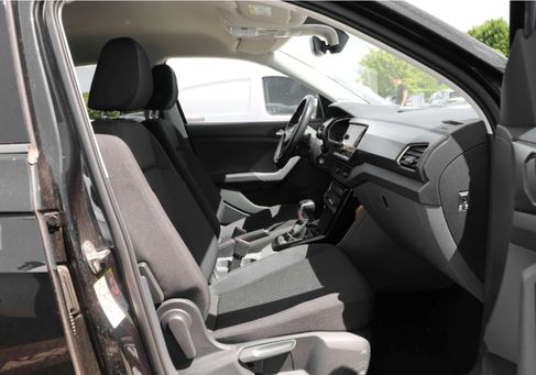 Volkswagen T-Cross, 2020