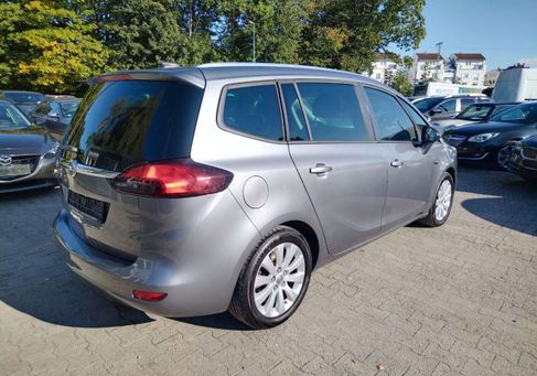 Opel Zafira, 2018