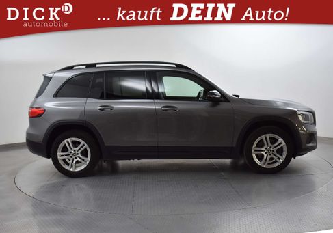 Mercedes-Benz GLB 200, 2022