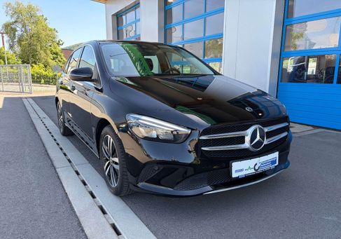 Mercedes-Benz B 180, 2020 2