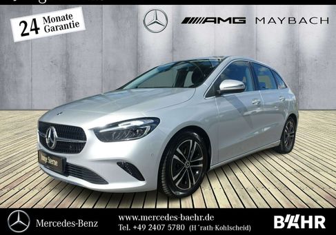 Mercedes-Benz B 200, 2023