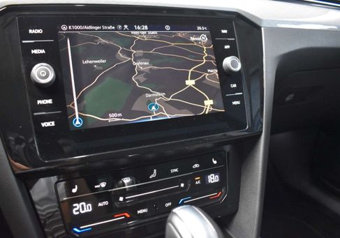 Volkswagen Passat Variant, 2022 3