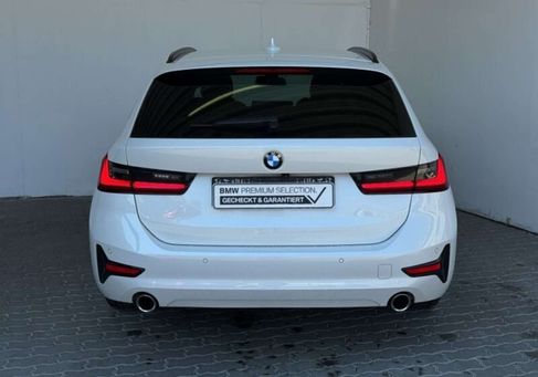 BMW 320, 2022