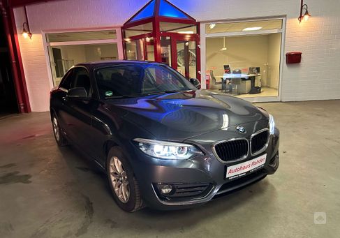 BMW 218, 2019