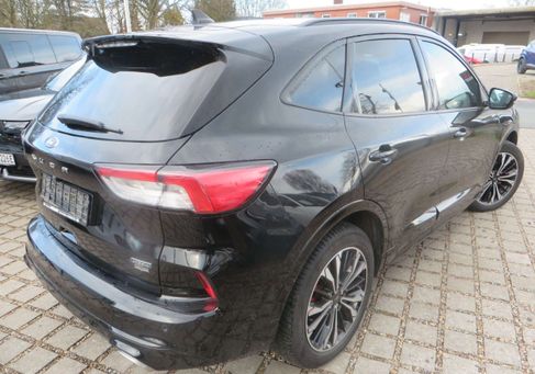 Ford Kuga, 2022