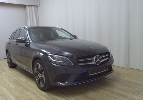 Mercedes-Benz C 300, 2020