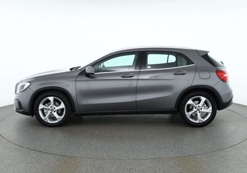 Mercedes-Benz GLA 200, 2018