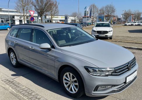 Volkswagen Passat Variant, 2023 3