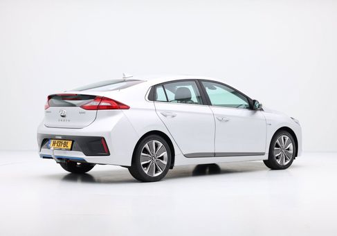 Hyundai IONIQ, 2020 3