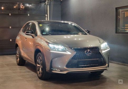 Lexus NX 300, 2017