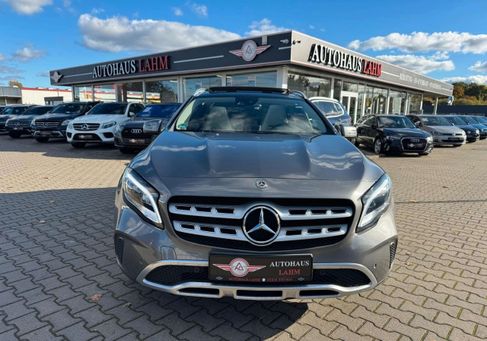 Mercedes-Benz GLA 180, 2018