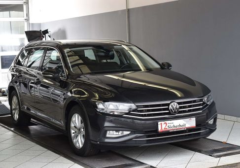 Volkswagen Passat Variant, 2022 3