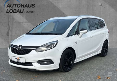 Opel Zafira, 2017