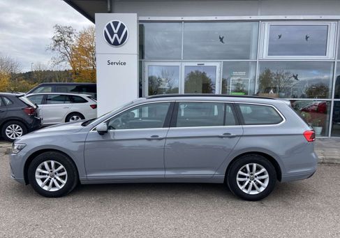 Volkswagen Passat Variant, 2022