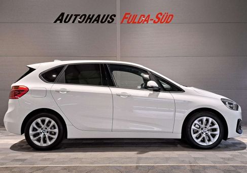 BMW 225, 2019