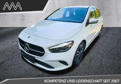 Mercedes-Benz B 180, 2025