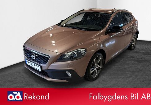 Volvo V40 Cross Country, 2014