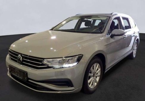 Volkswagen Passat, 2022