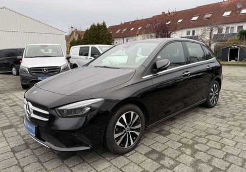 Mercedes-Benz B 250, 2022