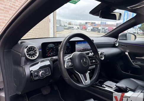 Mercedes-Benz CLA 180 Shooting Brake, 2022