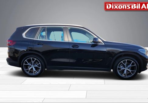 BMW X5, 2023