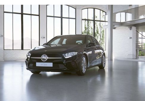 Mercedes-Benz A 250, 2022