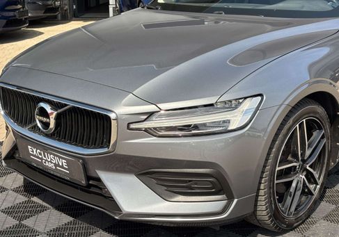 Volvo V60, 2020