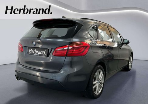BMW 218, 2019