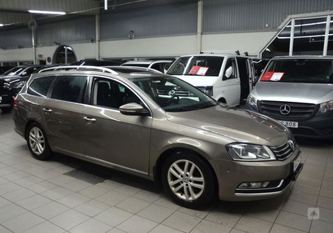 Volkswagen Passat Variant, 2012