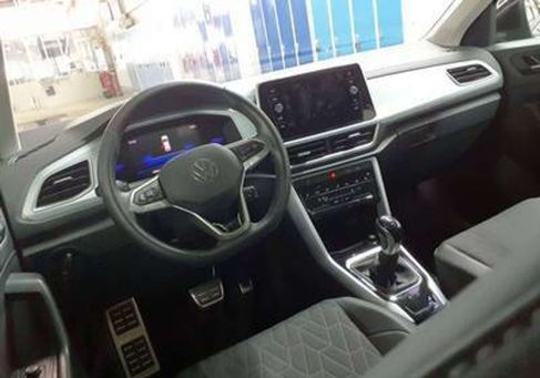 Volkswagen T-Roc, 2024