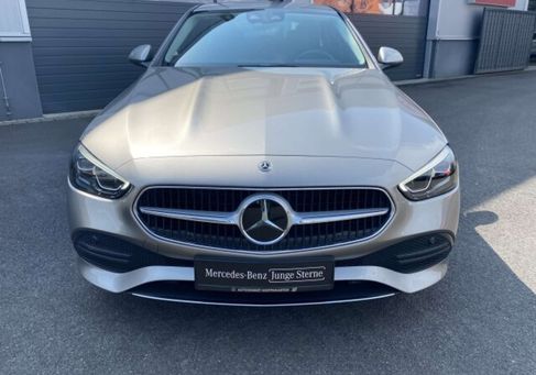 Mercedes-Benz C 180, 2022