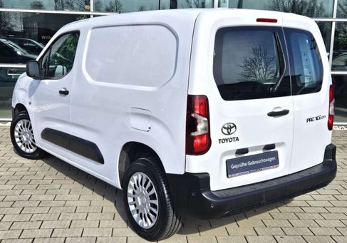 Toyota Proace, 2024