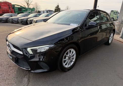 Mercedes-Benz A 200, 2021