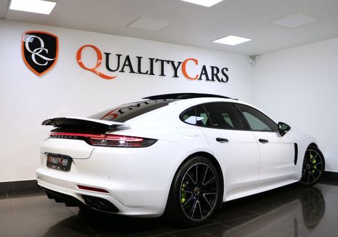 Porsche Panamera, 2021