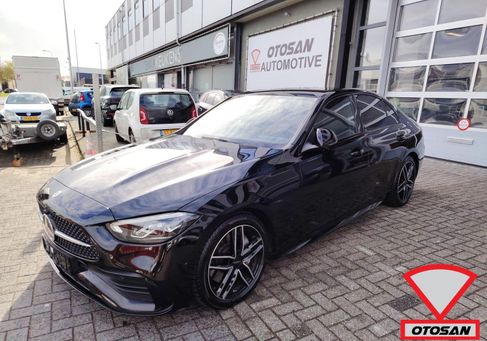 Mercedes-Benz C 300, 2024 3