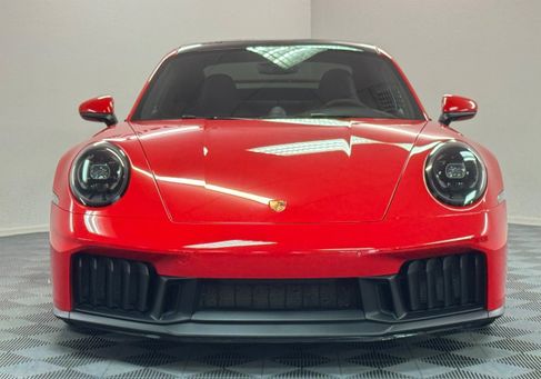 Porsche, 2025