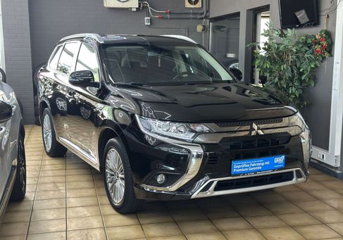 Mitsubishi Outlander, 2020