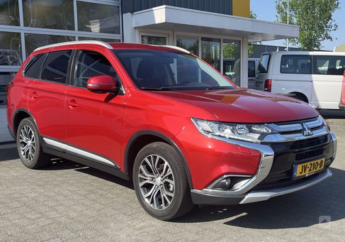 Mitsubishi Outlander, 2016