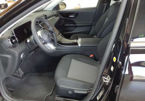 Mercedes-Benz C 300, 2023