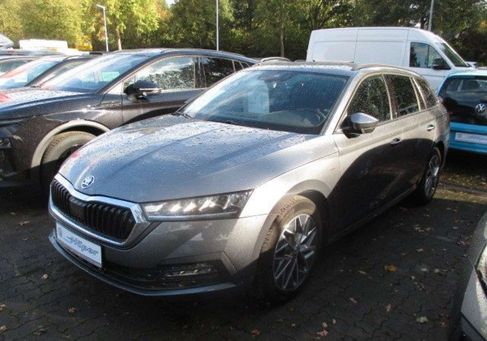 Skoda Octavia, 2023 3
