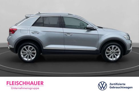 Volkswagen T-Roc, 2025 3